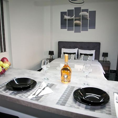 Chris Luxury Studio Ioannina Exterior foto